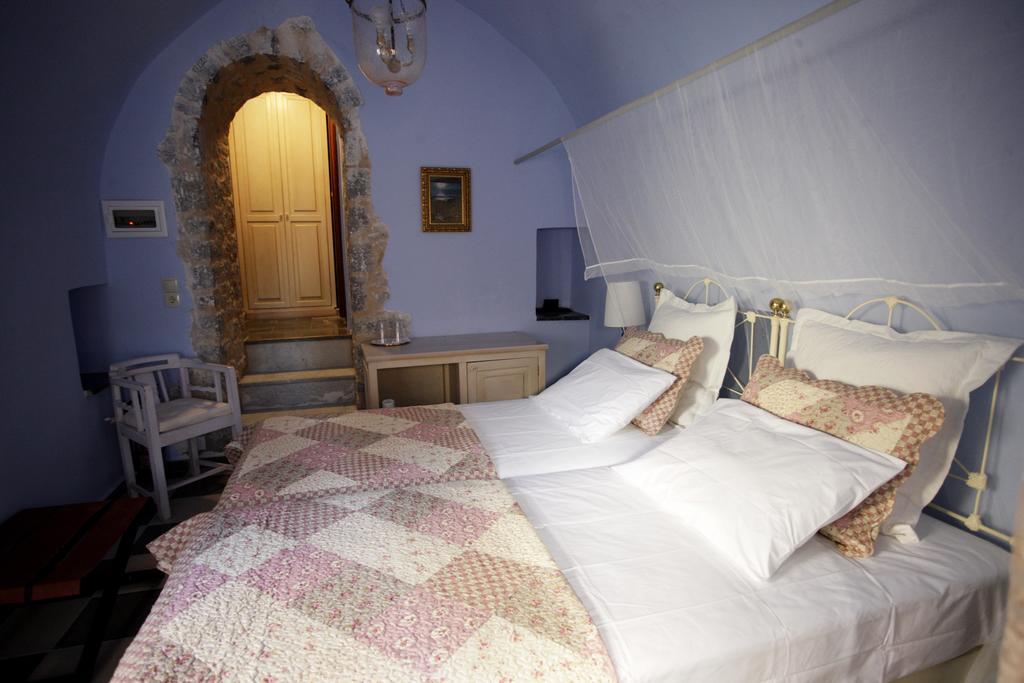 Traditional Hotel Ianthe Véssa Esterno foto